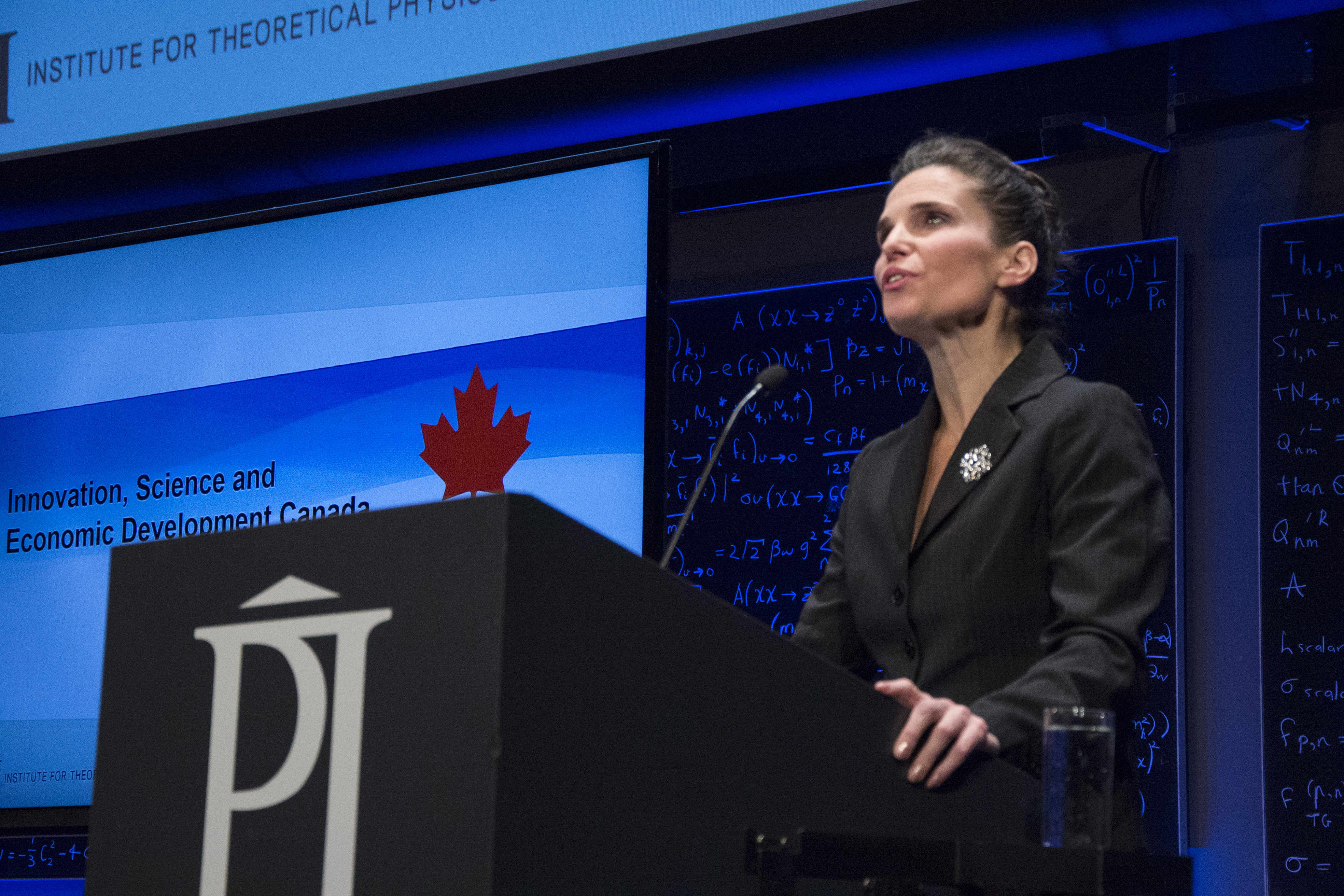 Canada's Minister of Science Kirsty Duncan speaking at Perimeter Institute. 