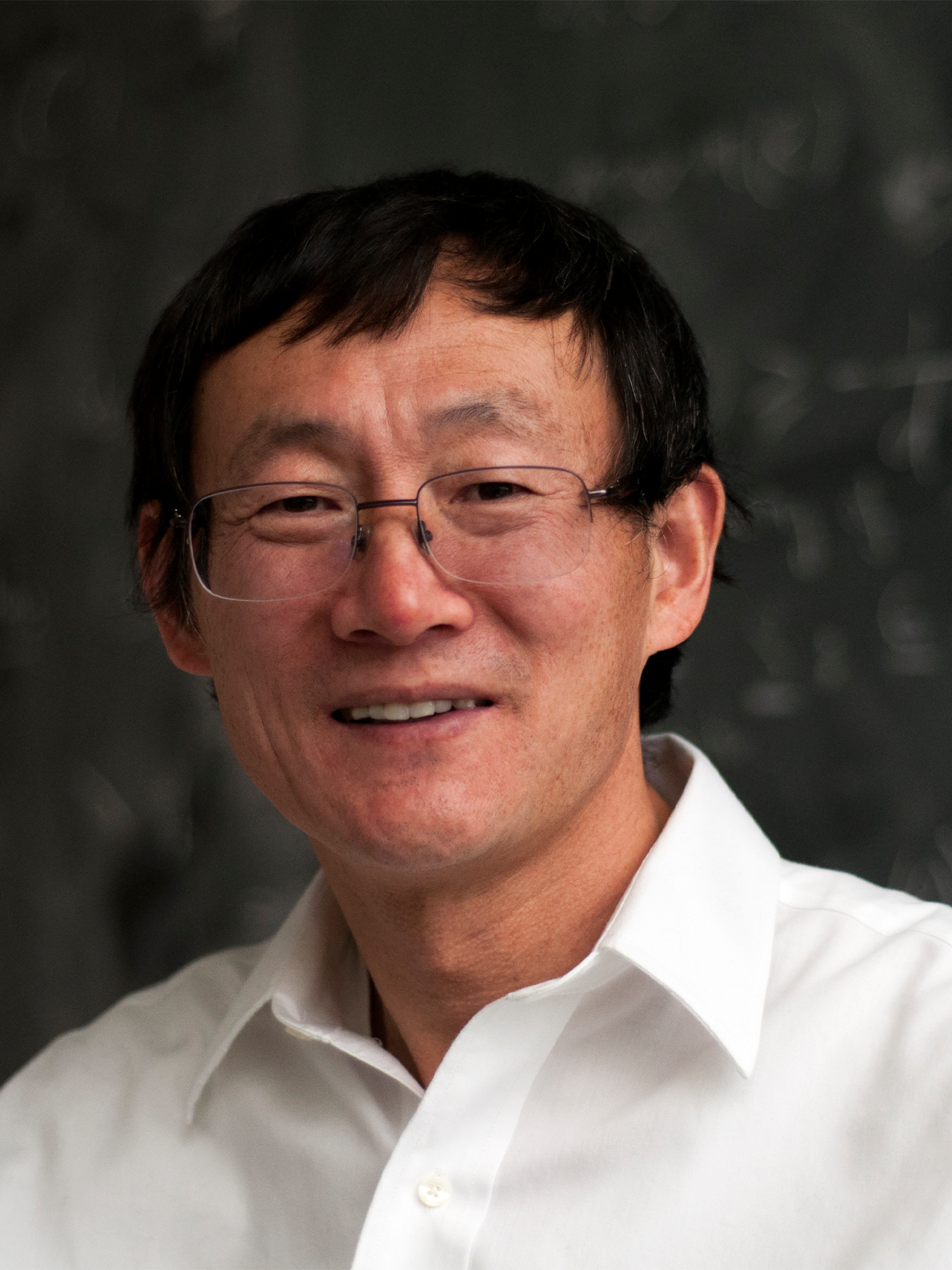 Zhenghan Wang, Principal Researcher at Microsoft Research Station Q at UCSB, a Professor of Mathematics at UCSB, and Distinguished Visiting Research Chair et Perimeter
