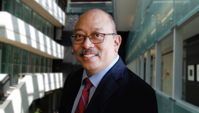 Photograph of Tony Lee
