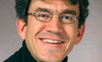 Portrait of Richard Cleve, PI Associate Member, recipient of the 2008 Canadian Assocation of Physicists (CAP) and Centre de recherches mathématiques (CRM) Prize in Theoretical and Mathematical Physics
